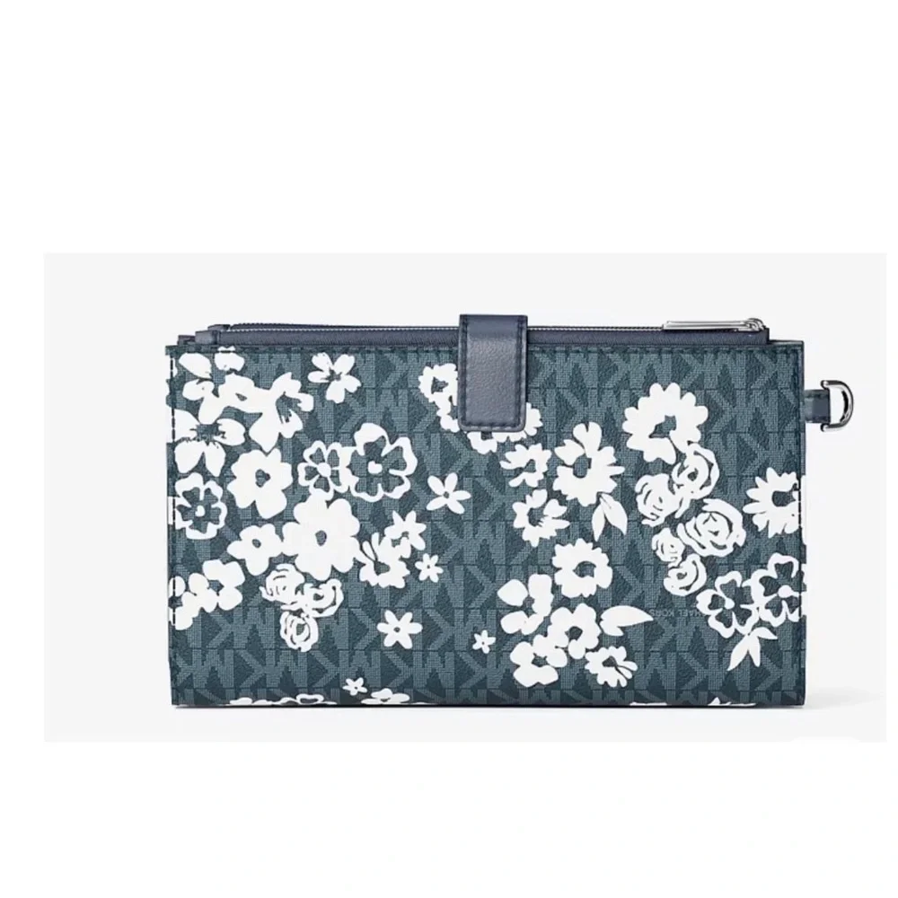 MICHAEL KORS JST Lg Double Zip Printed Sign Logo Wristlet Wallet Navy